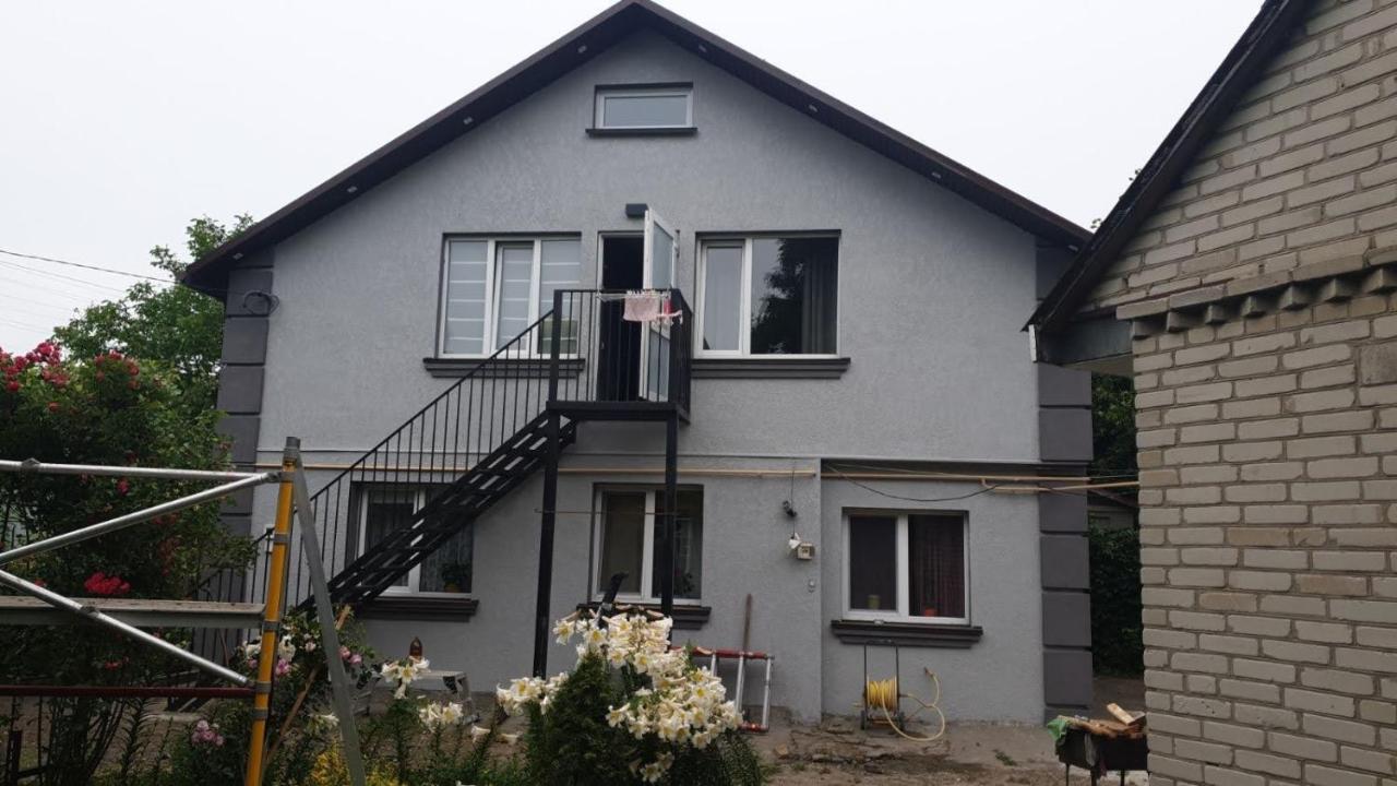 Квартира З Чердаком 1 Lutsk Bagian luar foto